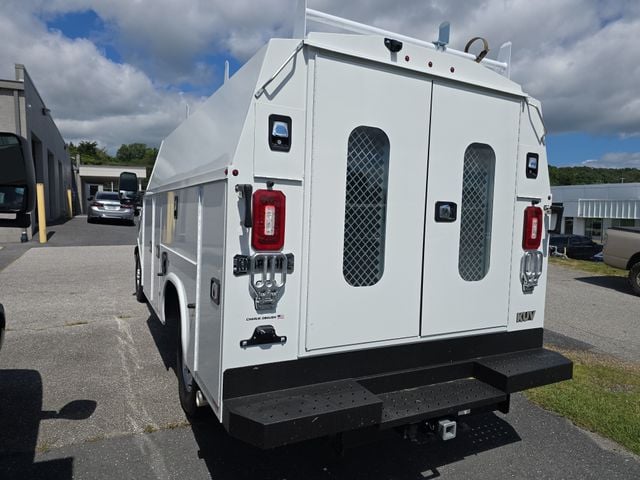2025 Chevrolet Express 3500 Work Van Photo in Staunton VA 24401